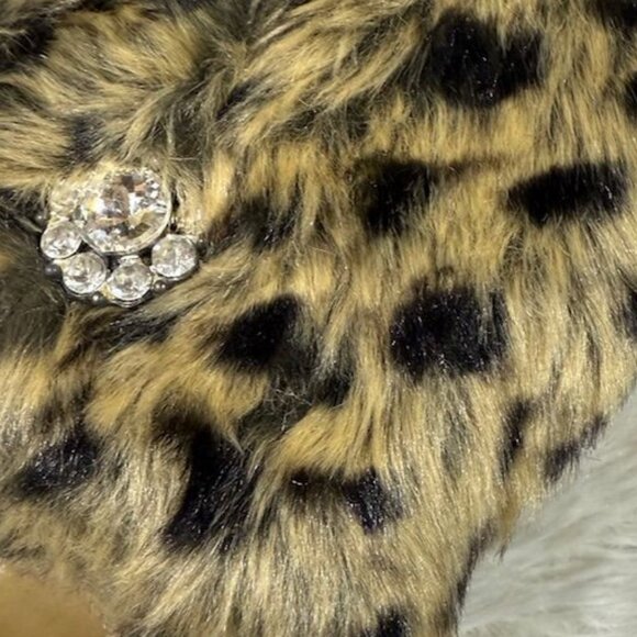 Pier 1 Imports Leopard Faux Fur Rhinestone Brooch Wine Bottle Collar Vinodeco - Picture 5 of 10